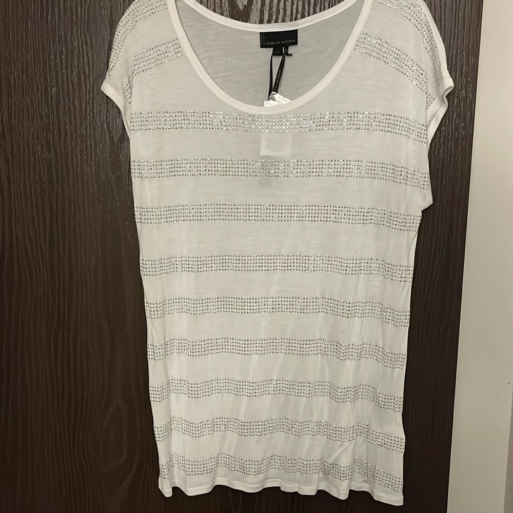White tee with silver studs